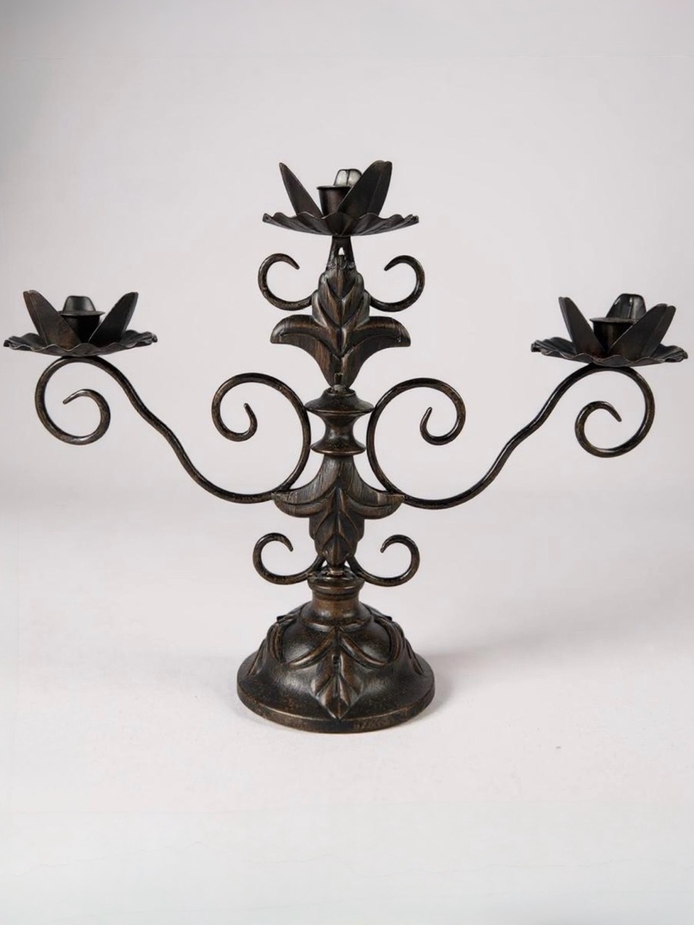 SOUTHERN LIVING AT HOME, Sherwood Forest Iron Candelabra Candle Holders, EUC